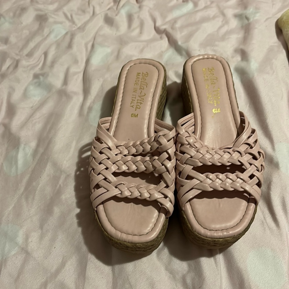 this are cute little pink vintage heel sanders bought and only used like once